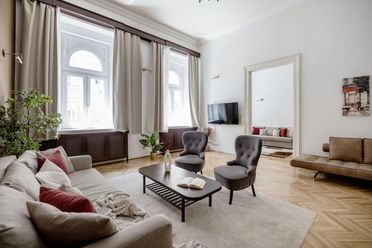 Apartamento Luxe, Historic Near Downtown Landmarks 19th Century Budapeste