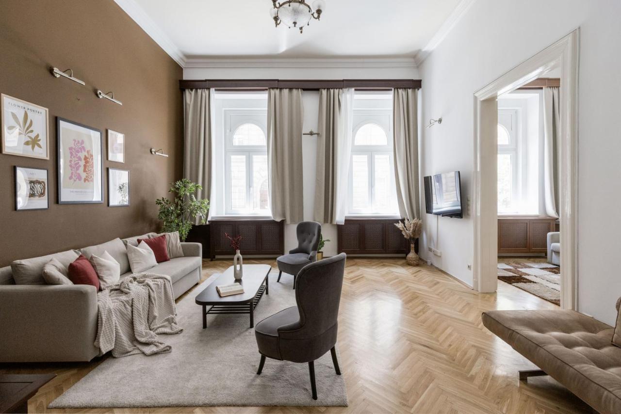 Apartamento Luxe, Historic Near Downtown Landmarks 19th Century Budapeste